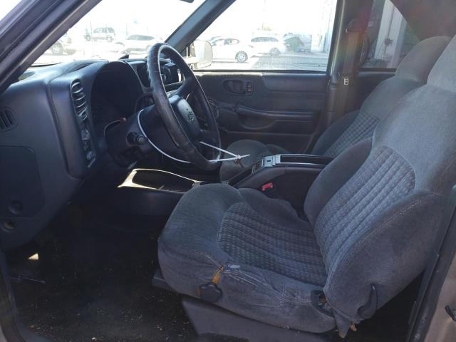 Photo 7 from auction – 2000 CHEVROLET BLAZER with VIN 1GNCS18W0YK182781