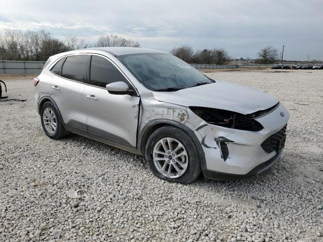 Photo 4 from auction – 2020 FORD ESCAPE SE with VIN 1FMCU0G60LUA43287