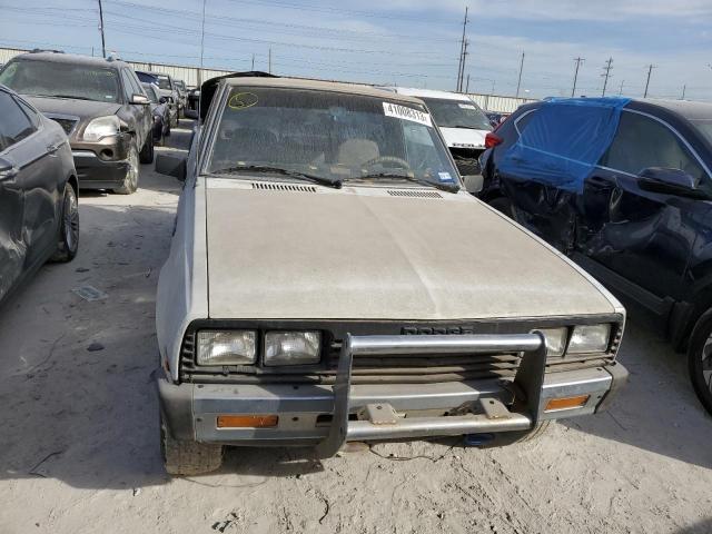 Photo 5 from auction – 1986 DODGE D50 ROYAL with VIN JB7FK44E4GP020190