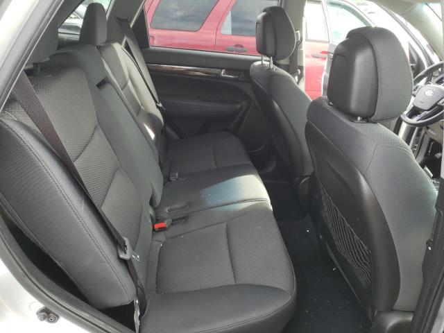 Photo 11 from auction – 2011 KIA SORENTO BA with VIN 5XYKTDA17BG098990