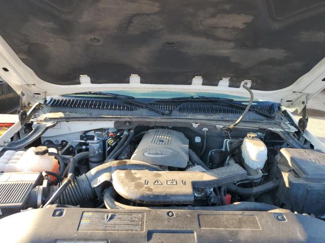 Photo 12 from auction – 2005 GMC YUKON with VIN 1GKEC13VX5J244030