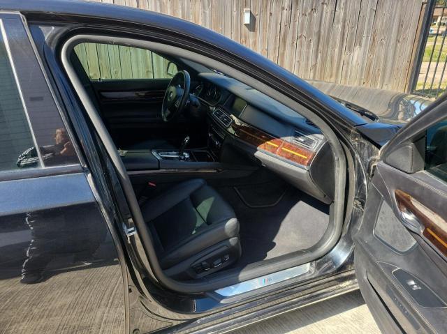 Photo 5 from auction – 2013 BMW 750 I with VIN WBAYA8C57DD227963