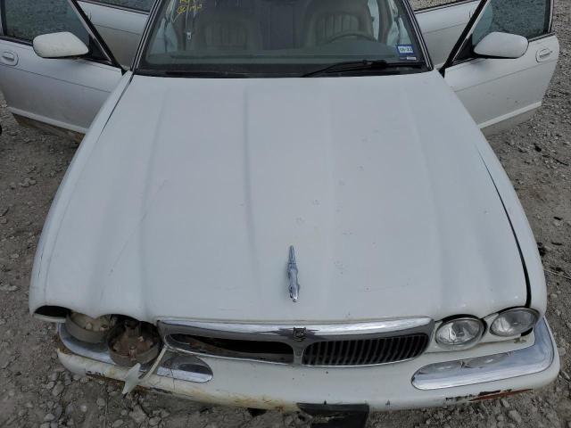 Фото 11 с аукциона – 2000 JAGUAR XJ8 с VIN SAJDA14C9YLF06773