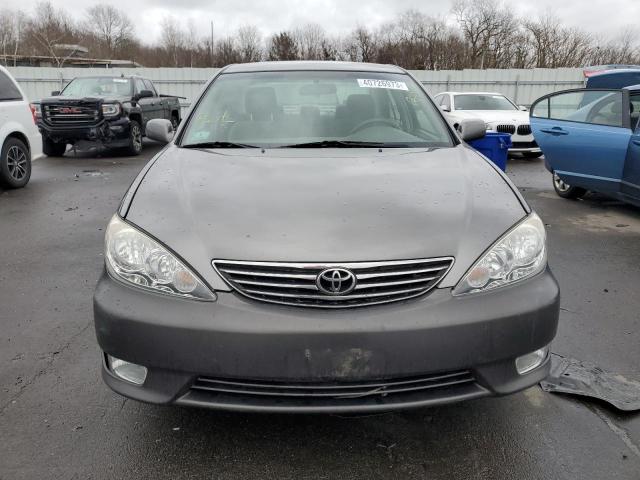 Photo 5 from auction – 2005 TOYOTA CAMRY LE with VIN 4T1BE32K15U560597