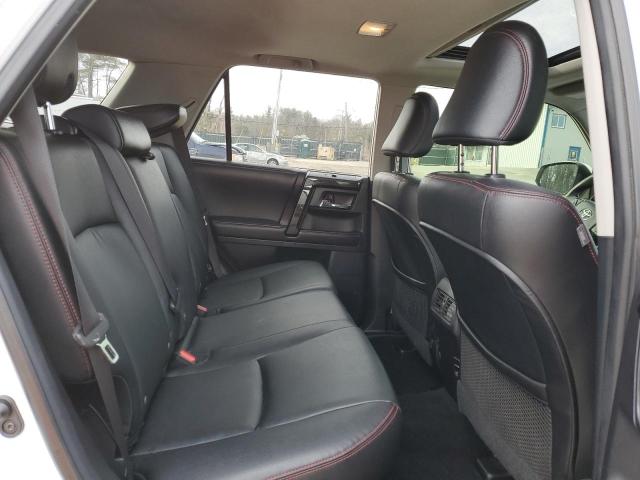 Photo 10 from auction – 2015 TOYOTA 4RUNNER SR with VIN JTEBU5JR2F5238981