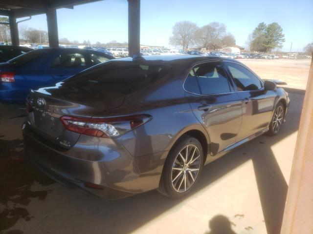 Photo 3 from auction – 2022 TOYOTA CAMRY XLE with VIN 4T1F31AK2NU575879