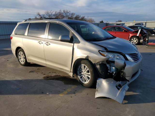 Photo 4 from auction – 2015 TOYOTA SIENNA with VIN 5TDYK3DC7FS594174