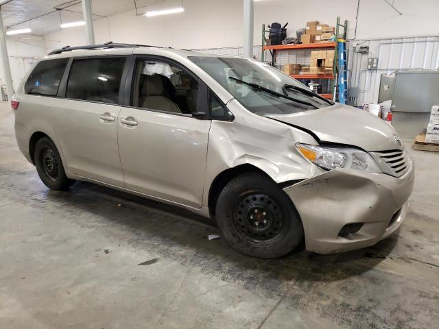 Photo 4 from auction – 2015 TOYOTA SIENNA LE with VIN 5TDKK3DC3FS574056