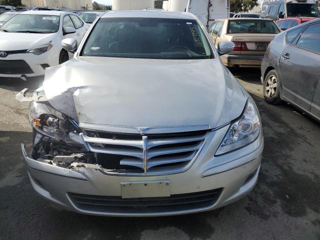 Photo 5 from auction – 2009 HYUNDAI GENESIS 4. with VIN KMHGC46F89U032253