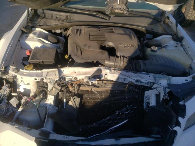 Photo 11 from auction – 2018 CHRYSLER 300 S with VIN 2C3CCAGGXJH170428