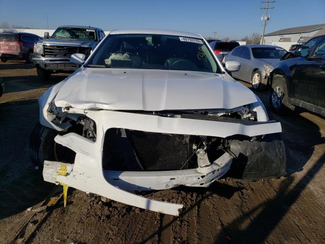 Photo 5 from auction – 2015 CHRYSLER 300 LIMITE with VIN 2C3CCARGXFH736558