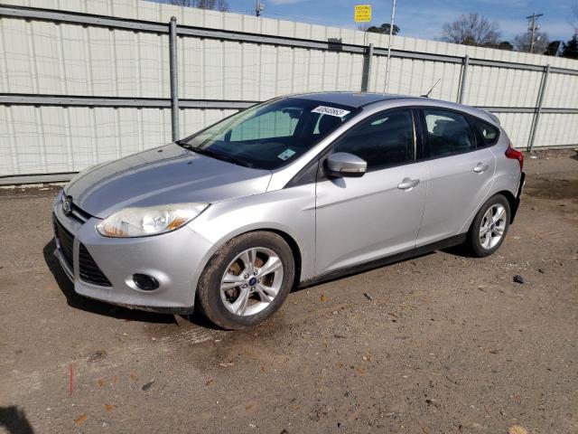 FORD FOCUS SE 2014 with VIN 1FADP3K26EL307553 - Photo from auction