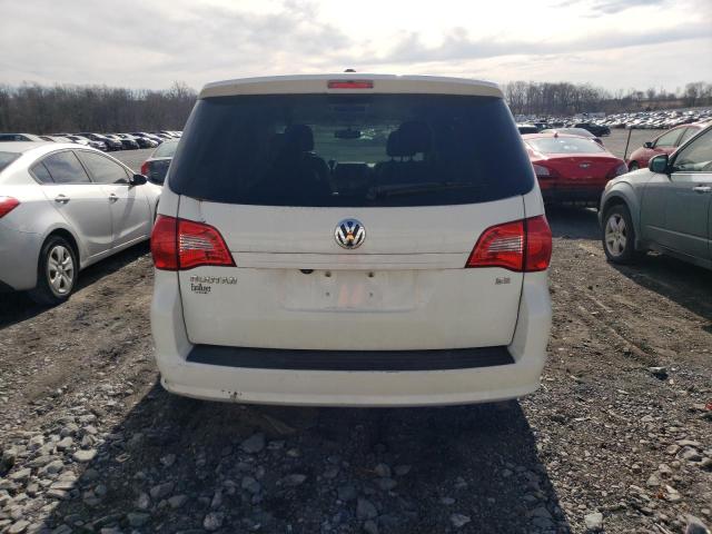 Photo 6 from auction – 2010 VOLKSWAGEN ROUTAN SE with VIN 2V4RW3D16AR296472