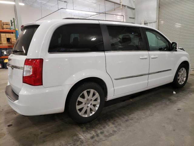 Photo 3 from auction – 2015 CHRYSLER TOWN & COU with VIN 2C4RC1BG6FR552180