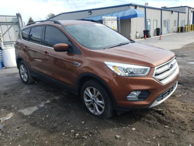 Photo 4 from auction – 2017 FORD ESCAPE SE with VIN 1FMCU9GD9HUD43632
