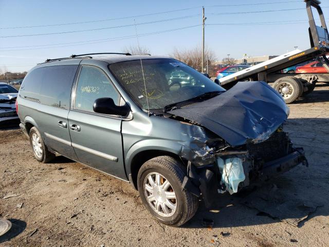 Photo 4 from auction – 2005 CHRYSLER TOWN & COU with VIN 2C4GP54L95R265010