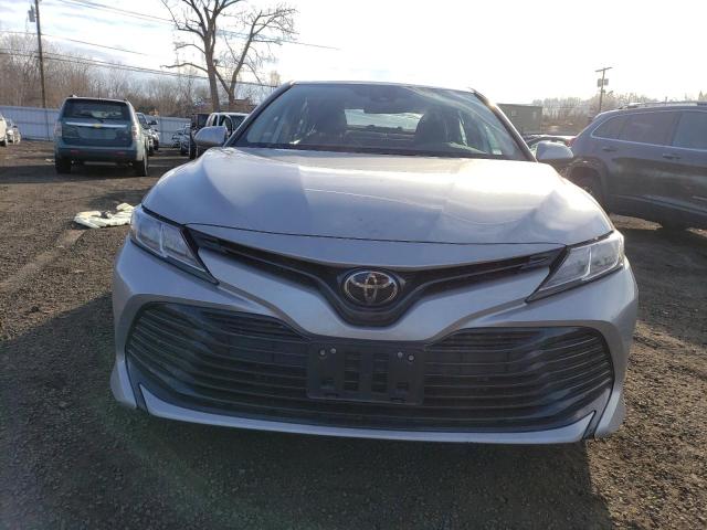 Photo 5 from auction – 2020 TOYOTA CAMRY LE with VIN 4T1C11BK7LU017613