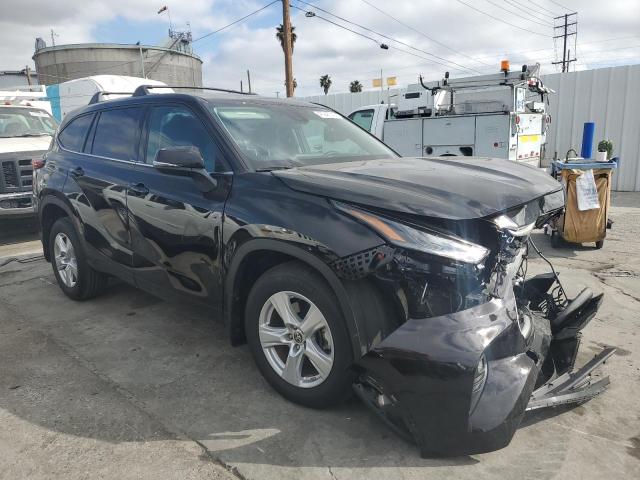 Photo 4 from auction – 2022 TOYOTA HIGHLANDER with VIN 5TDZZRAH4NS121589