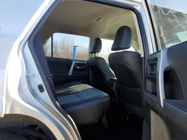 Photo 11 from auction – 2021 TOYOTA 4RUNNER SR with VIN JTENU5JR4M5931111