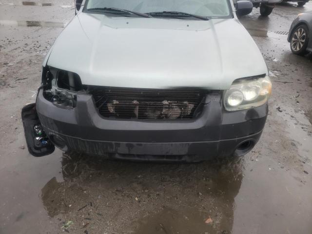Photo 12 from auction – 2005 FORD ESCAPE XLT with VIN 1FMYU03165KD13458