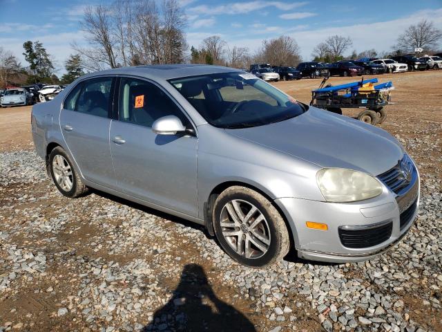 Photo 4 from auction – 2006 VOLKSWAGEN JETTA 2.5 with VIN 3VWSF71K16M631455
