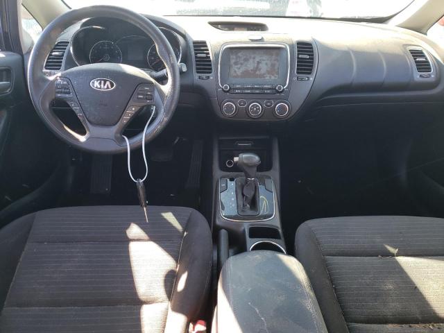 Photo 8 from auction – 2018 KIA FORTE LX with VIN 3KPFL4A72JE171376