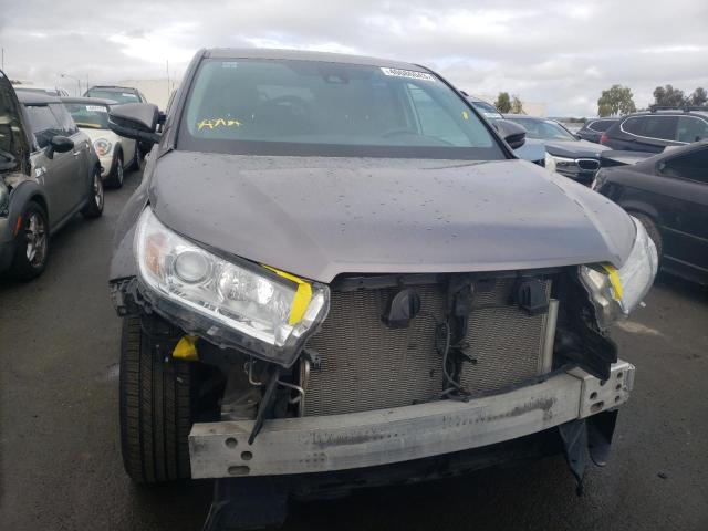 Photo 5 from auction – 2019 TOYOTA HIGHLANDER with VIN 5TDZZRFHXKS309019