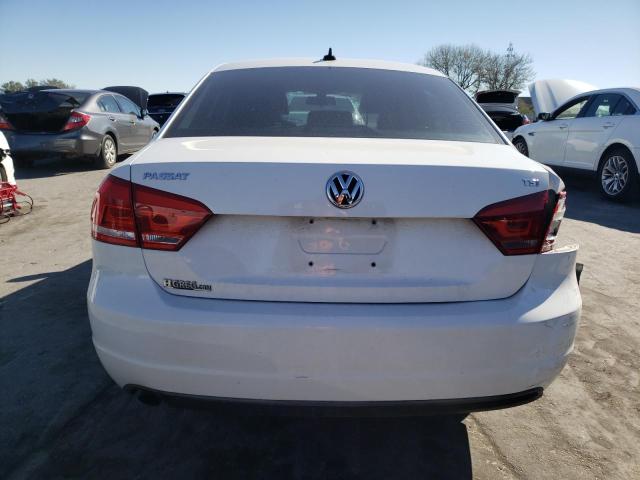 Photo 6 from auction – 2015 VOLKSWAGEN PASSAT S with VIN 1VWAS7A32FC055716
