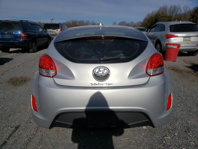 Photo 6 from auction – 2017 HYUNDAI VELOSTER with VIN KMHTC6AD9HU307904