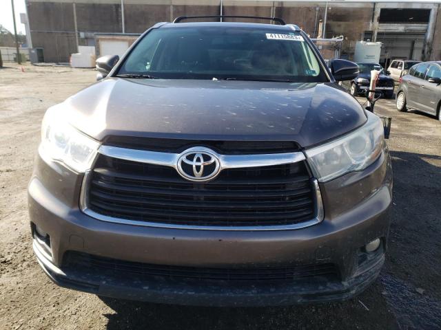 Photo 5 from auction – 2015 TOYOTA HIGHLANDER with VIN 5TDJKRFHXFS145357