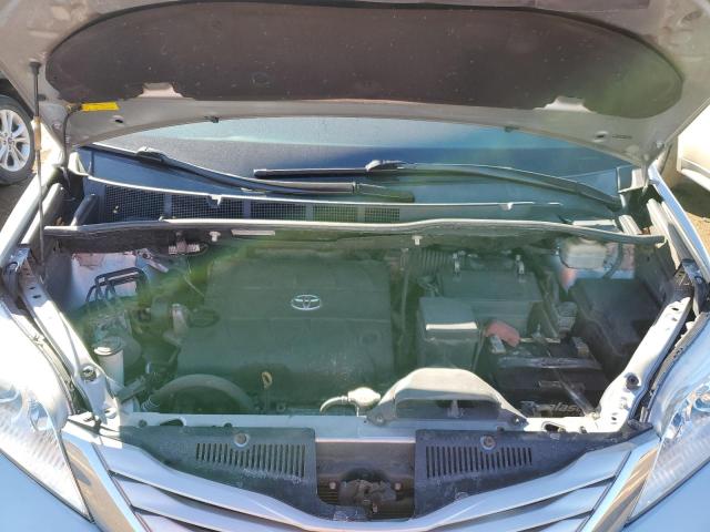 Photo 12 from auction – 2015 TOYOTA SIENNA LE with VIN 5TDKK3DC7FS655416