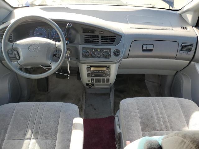 Photo 8 from auction – 2002 TOYOTA SIENNA LE with VIN 4T3ZF13C82U415583