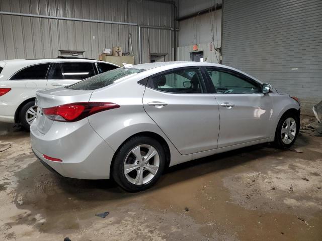 Photo 3 from auction – 2016 HYUNDAI ELANTRA SE with VIN 5NPDH4AE7GH765201