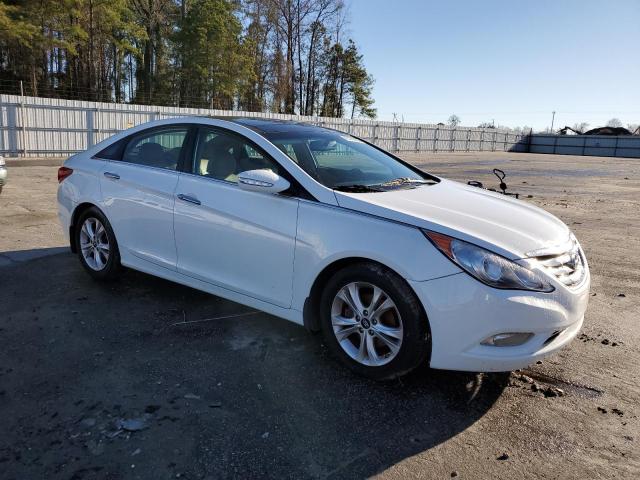 Photo 4 from auction – 2013 HYUNDAI SONATA SE with VIN 5NPEC4AC5DH600227