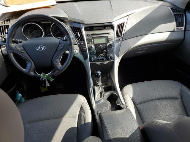 Photo 8 from auction – 2012 HYUNDAI SONATA HYB with VIN KMHEC4A42CA041584