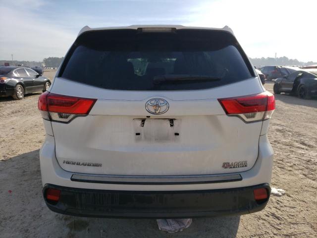 Photo 6 from auction – 2017 TOYOTA HIGHLANDER with VIN 5TDZARFH3HS028096