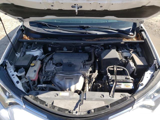 Photo 12 from auction – 2017 TOYOTA RAV4 LE with VIN 2T3BFREV9HW616254