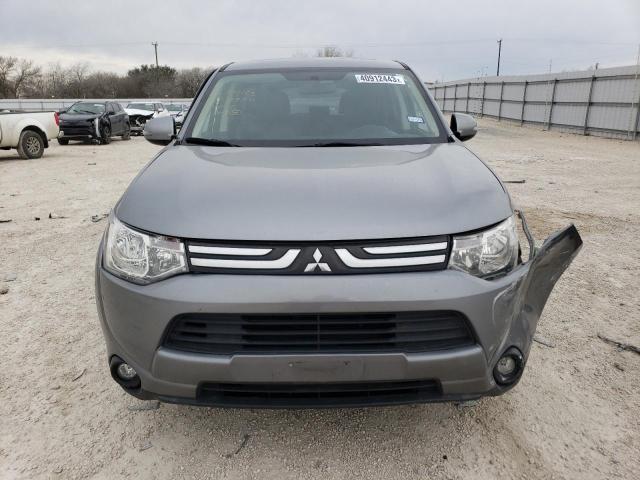 Photo 5 from auction – 2014 MITSUBISHI OUTLANDER with VIN JA4AD3A37EZ016762