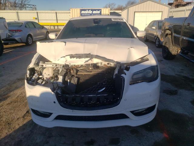 Photo 5 from auction – 2018 CHRYSLER 300 S with VIN 2C3CCAGGXJH170428