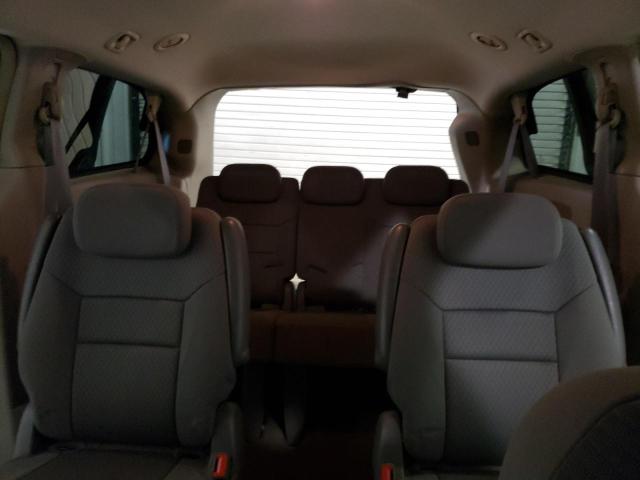 Photo 10 from auction – 2010 CHRYSLER TOWN & COU with VIN 2A4RR4DE4AR188971