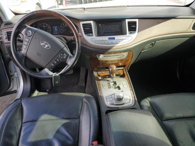 Photo 8 from auction – 2009 HYUNDAI GENESIS 4. with VIN KMHGC46F89U032253