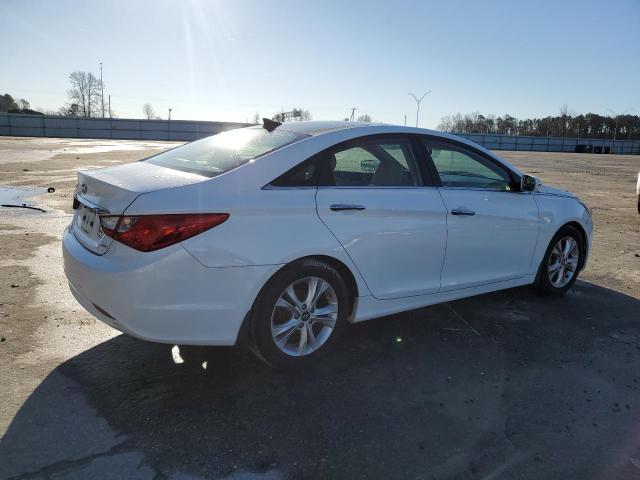 Photo 3 from auction – 2013 HYUNDAI SONATA SE with VIN 5NPEC4AC5DH600227