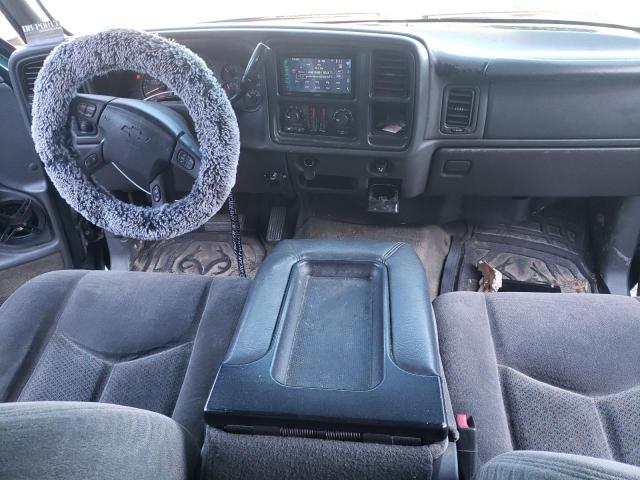 Photo 8 from auction – 2005 CHEVROLET SILVERADO with VIN 2GCEC19V051136402