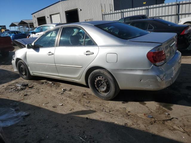 Photo 2 from auction – 2005 TOYOTA CAMRY LE with VIN JTDBE32K053031748