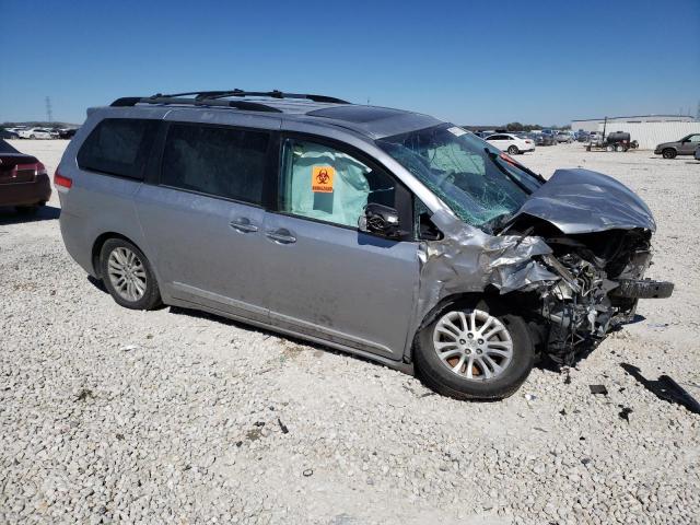 Photo 4 from auction – 2011 TOYOTA SIENNA XLE with VIN 5TDYK3DC3BS080154