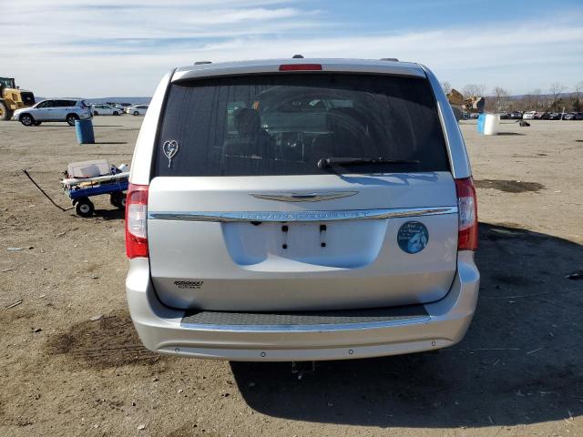 Photo 6 from auction – 2011 CHRYSLER TOWN & COU with VIN 2A4RR8DG6BR655995