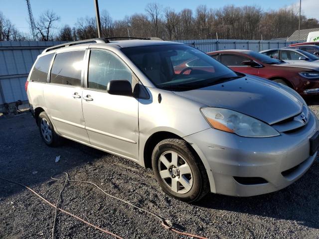 Photo 4 from auction – 2010 TOYOTA SIENNA CE with VIN 5TDKK4CC6AS291120
