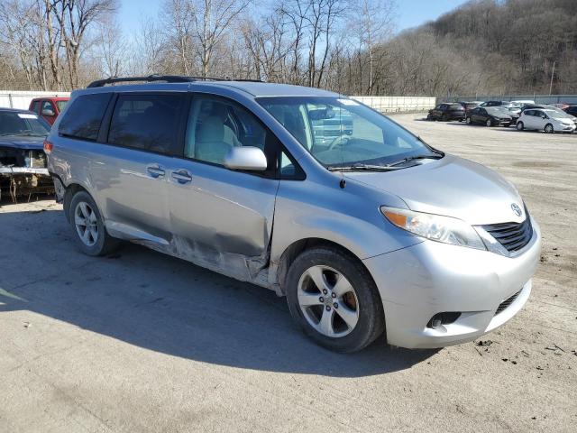 Photo 4 from auction – 2011 TOYOTA SIENNA LE with VIN 5TDKK3DCXBS114452