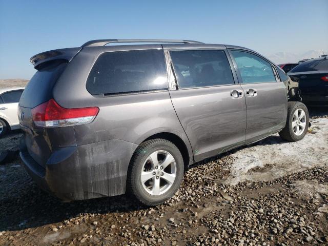 Photo 3 from auction – 2013 TOYOTA SIENNA LE with VIN 5TDKK3DC8DS317343