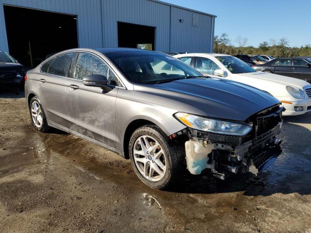 Photo 4 from auction – 2013 FORD FUSION SE with VIN 3FA6P0HR1DR259102